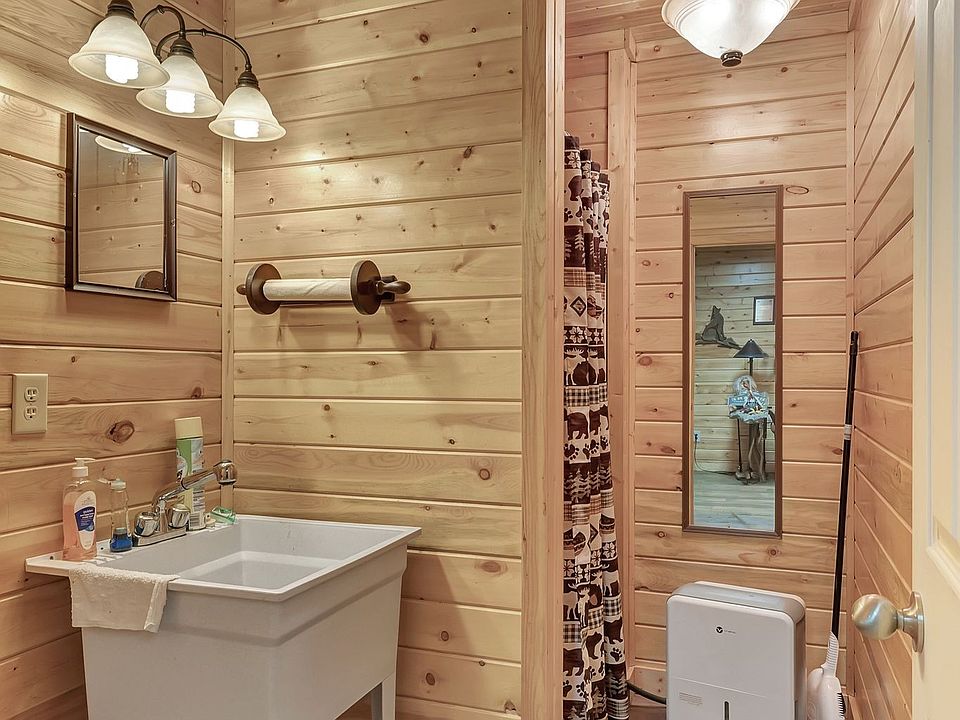 43rd image of this home