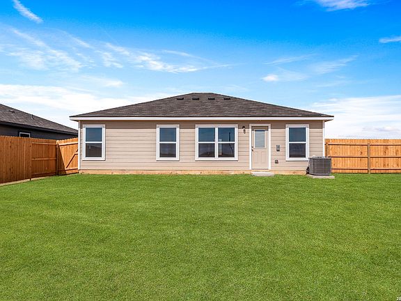 3rd image of 16186 Farmer