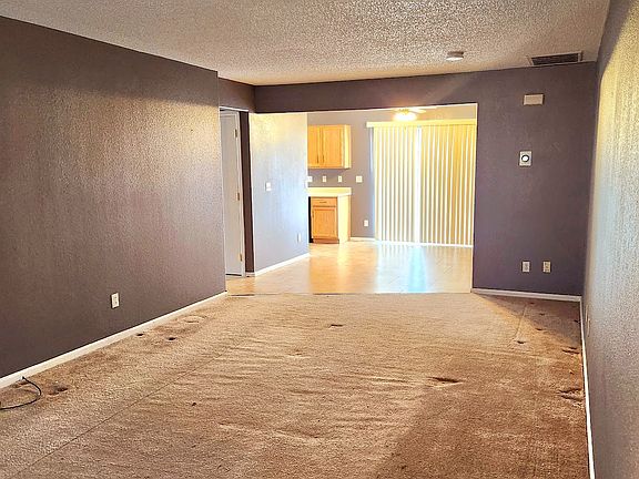 Family room and dining room 51st_02212023