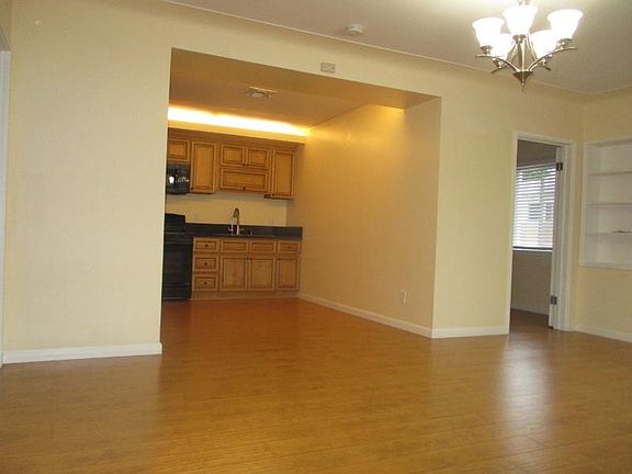 3rd image of 5851 Denny Ave