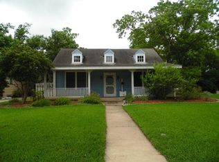 1707 Goldman St, Victoria, TX 77901
