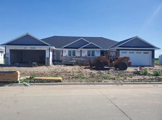 1508 W 8th St, Kearney, NE 68845