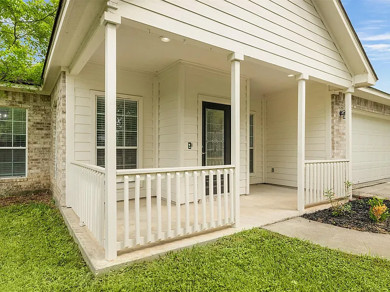 14874 Cygnus Ct — Photo 2