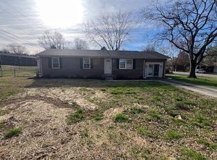 2110 Robin Rd, Bowling Green, KY 42101