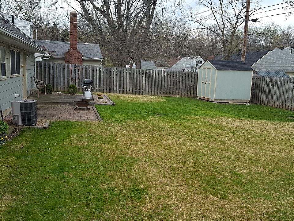 2nd image of 4885 Southwood Dr