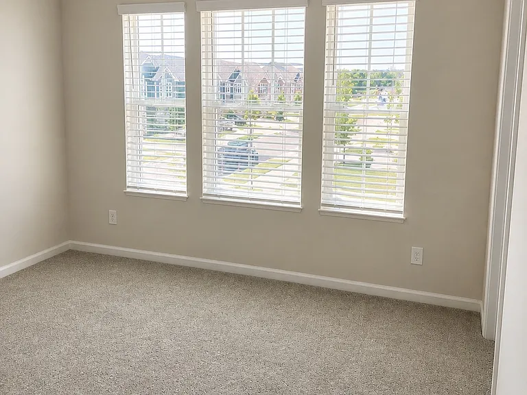 6319 Mallow Crossing Ln — Photo 7