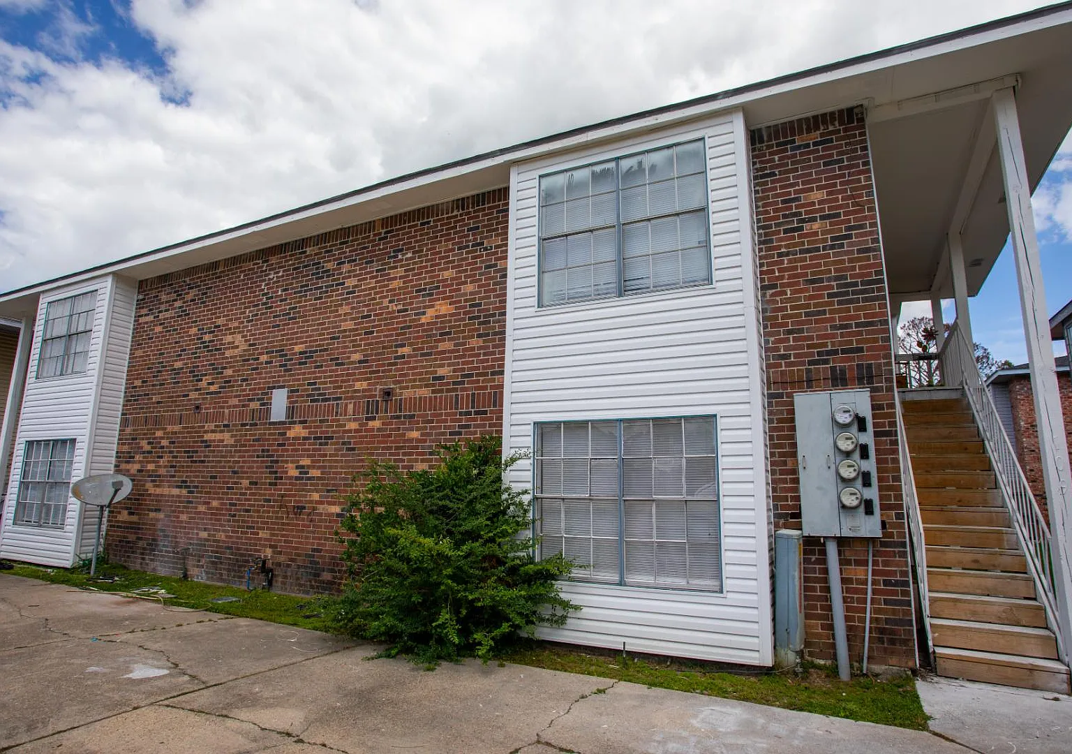 109 Limoges St - Unit B — Photo 1