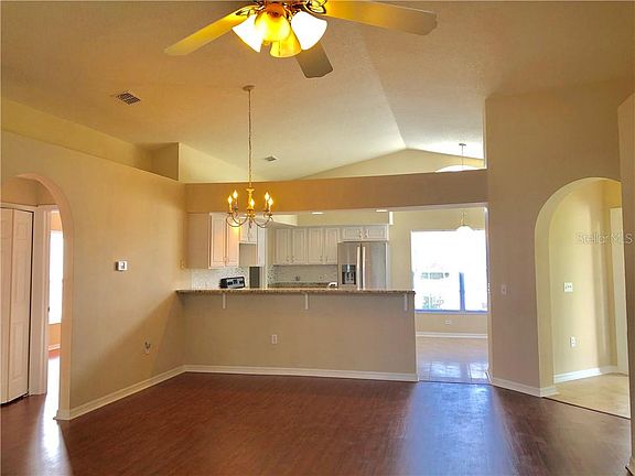 3rd image of 16205 Coopers Hawk Ave
