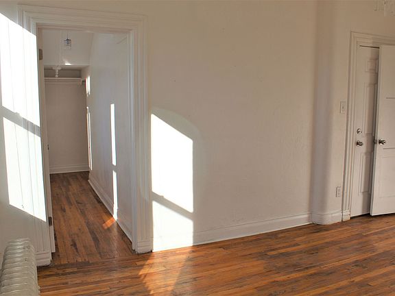 5th image of 1454 N Marion St APT 5