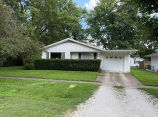 505 W Elm St, Fairbury, IL 61739