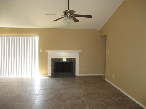 2nd image of 5516 Blue Spruce Dr