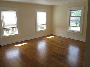22 Smith St, Poughkeepsie, NY 12601