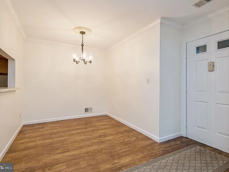101 Quince Ct — Photo 10
