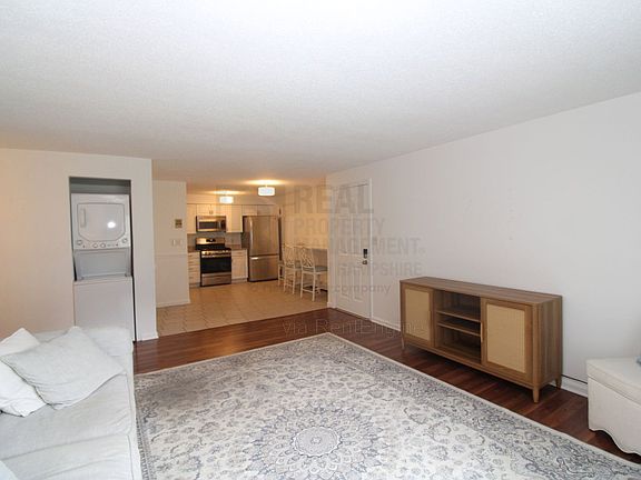 4th image of 50 Brookside Dr APT A2