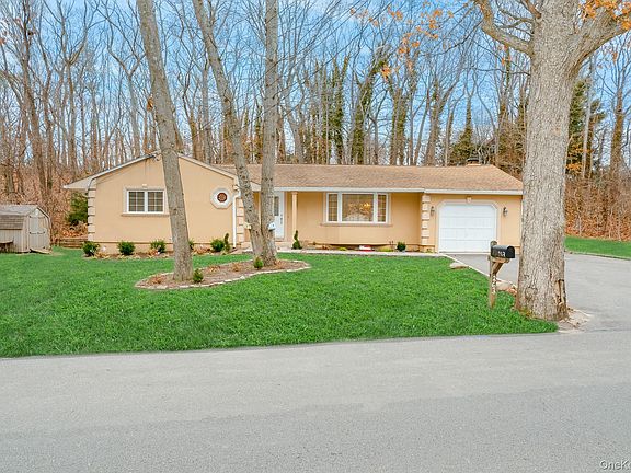 2nd image of 263 N Country Road