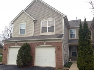 74 Pimlico Ct, Grayslake, IL 60030