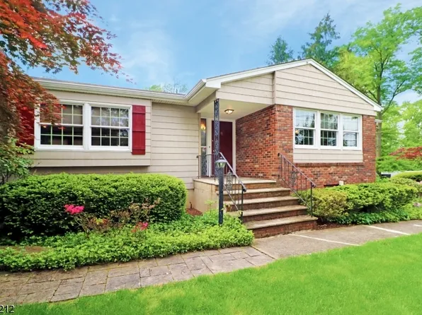 267 S Ridgedale Ave, East Hanover Twp., NJ 07936