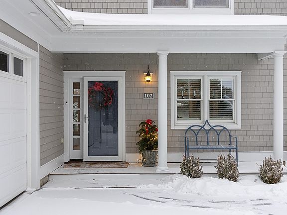3rd image of 102 Fairway Drive #102