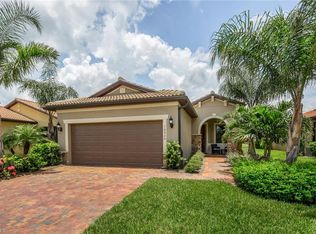 10920 Clarendon St, Fort Myers, FL 33913