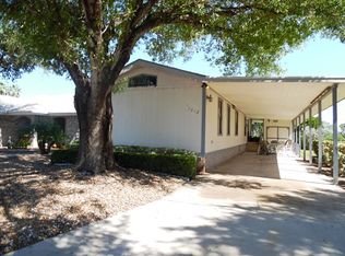 1012 Lake View Dr, Mission, TX 78572