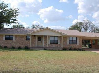 1405 W Windsor Rd, Mc Gregor, TX 76657