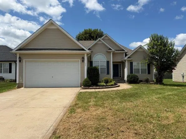 366 Cedar Hollow Dr, Bowling Green, KY 42101
