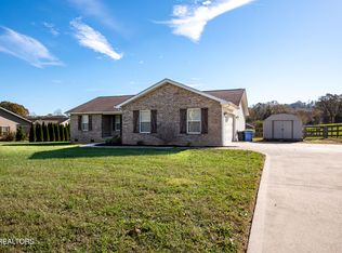 1152 N Union Grove Rd, Friendsville, TN 37737