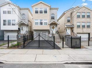 725 S 19Th St, Newark City, NJ 07103