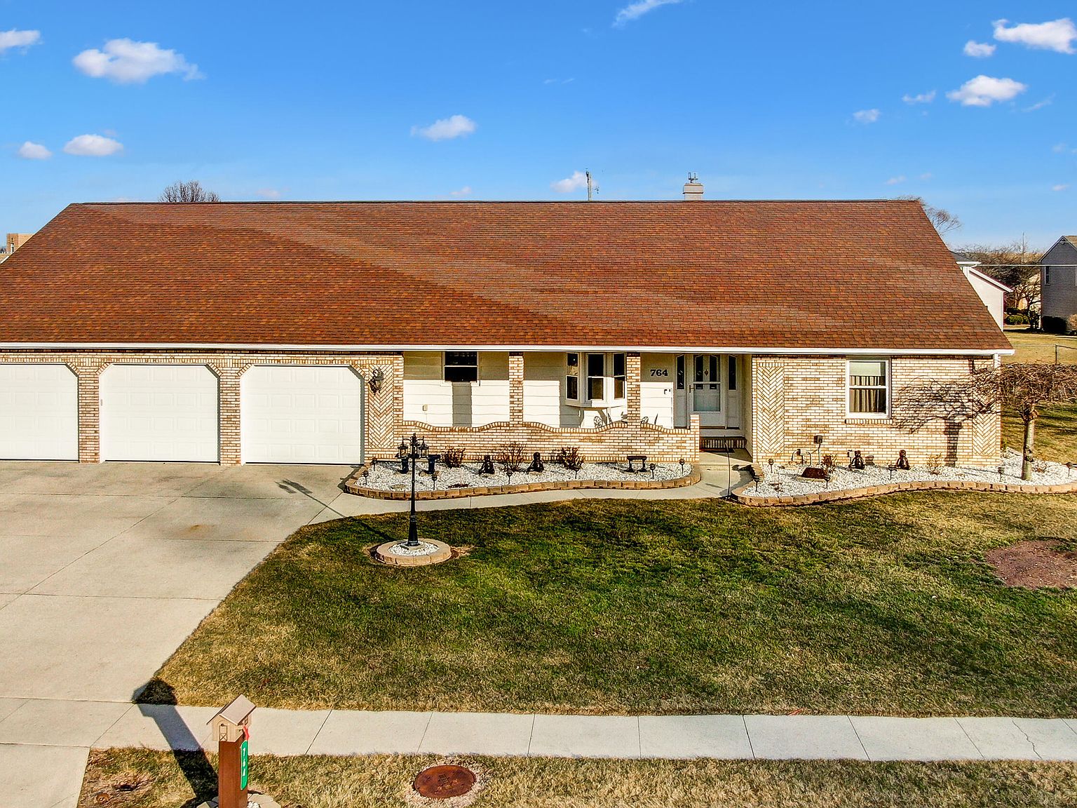 764 Queensbury Dr, Lima, OH 45804 Zillow