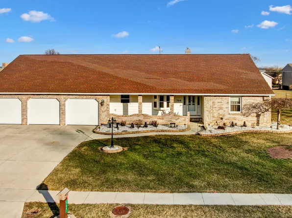 764 Queensbury Dr, Lima, OH 45804