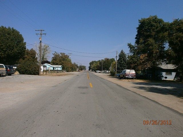 2nd image of 6324 Siskiyou Blvd