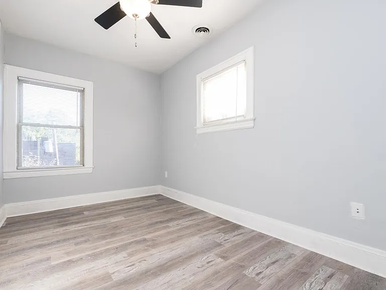 2741 Hampshire Rd #3 — Photo 6