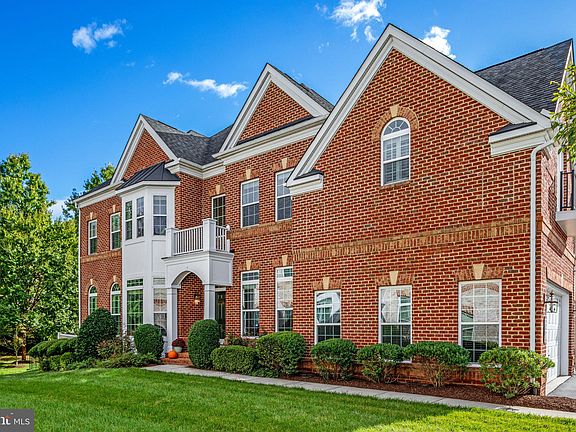 2nd image of 3881 Billberry Dr
