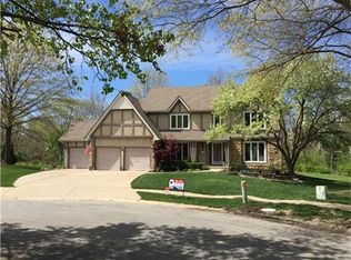 5824 N Kensington Ave, Kansas City, MO 64119