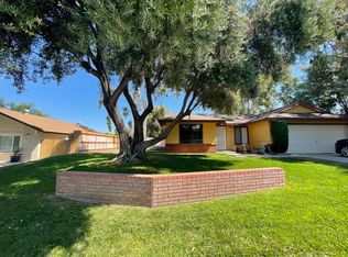 2727 Arlington Ave, Riverside, CA 92506