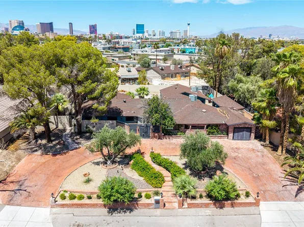 1572 Santa Anita Dr, Las Vegas, NV 89119