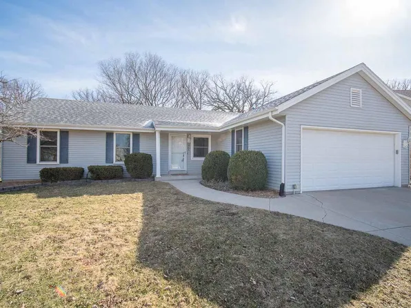 2705 Brighton DRIVE, Waukesha, WI 53188