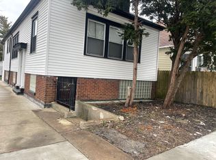 1835 W Marquette Rd, Chicago, IL 60636