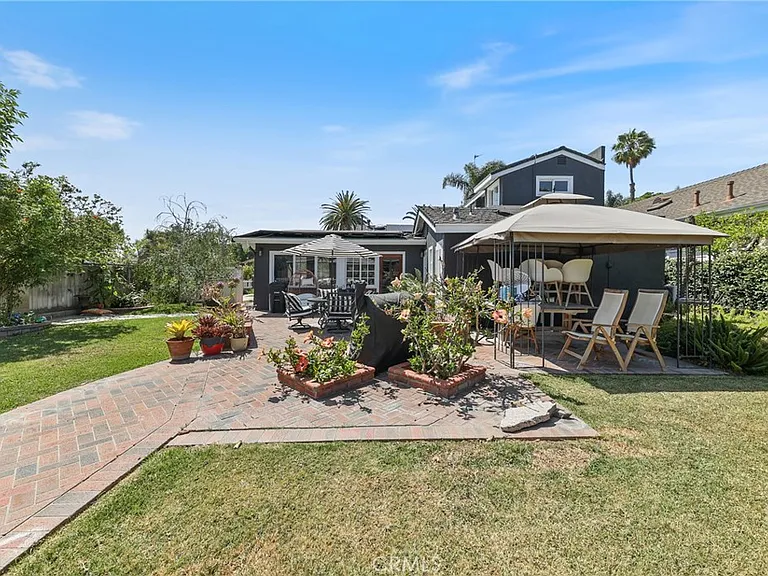 2642 Westminster Pl — Photo 36