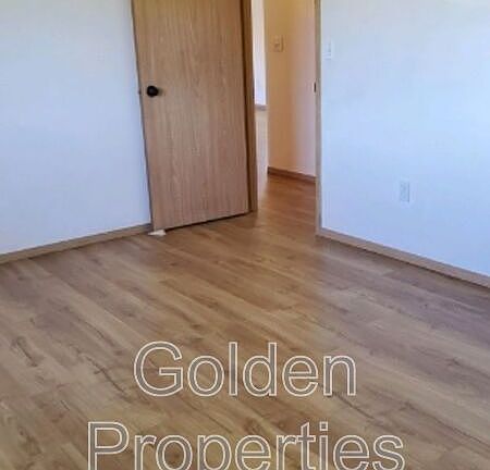 4th image of 1737 E War Eagle Ave
