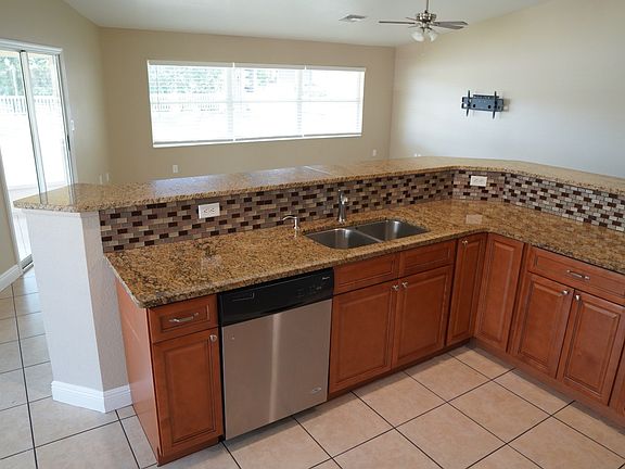 4th image of 2808 Boulder Ct