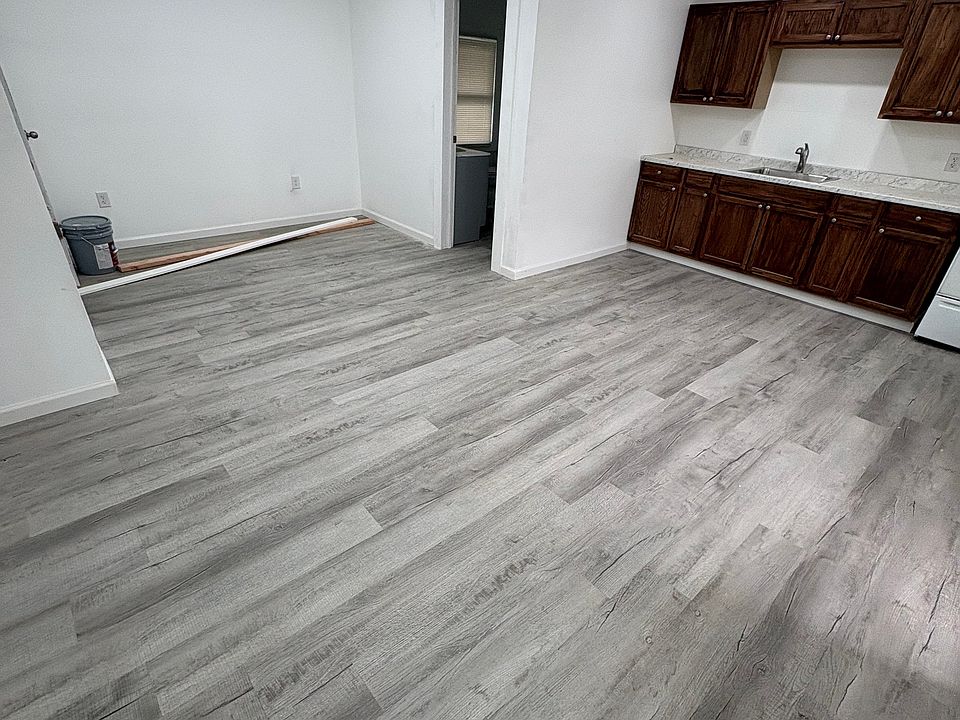 2nd image of 505 Shield St #2