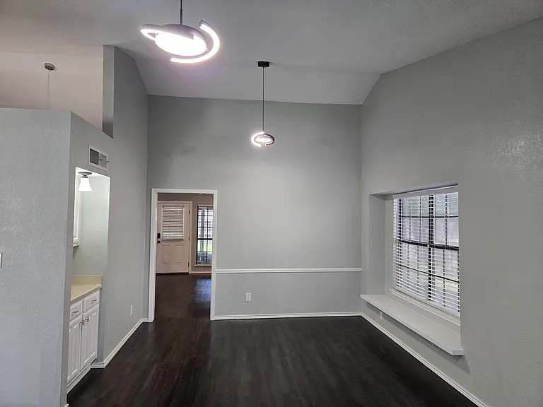 7005 Wills Dr — Photo 14