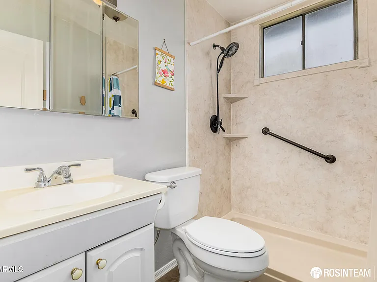 4232 N 10th St — Photo 24