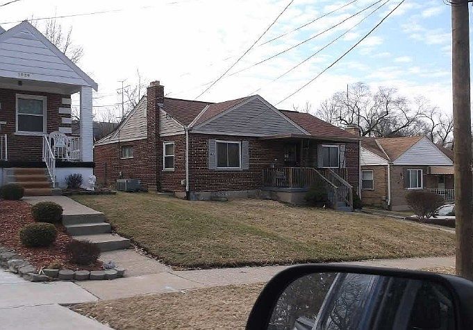 2nd image of 1825 Wynnewood Ln