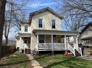815 W Washington St, Bloomington, IL