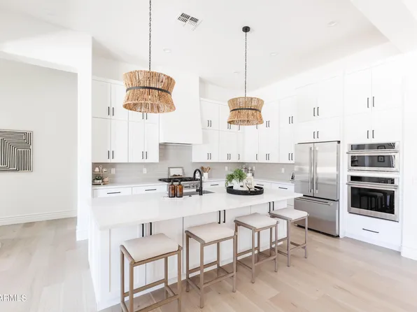 336 W ALAMOSA Drive, Chandler, AZ 85248