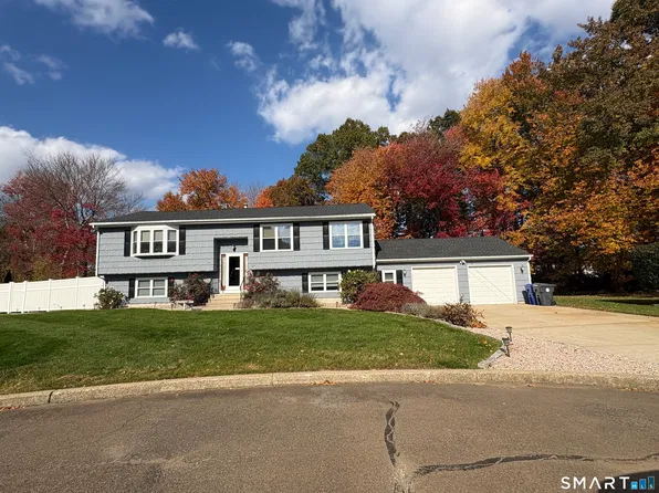 92 Kenwood Lane, Branford, CT 06405