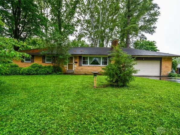 4183 Beechwood Dr, Bellbrook, OH 45305