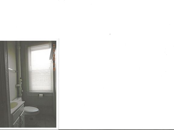 Bathroom with shower 3rd Floor